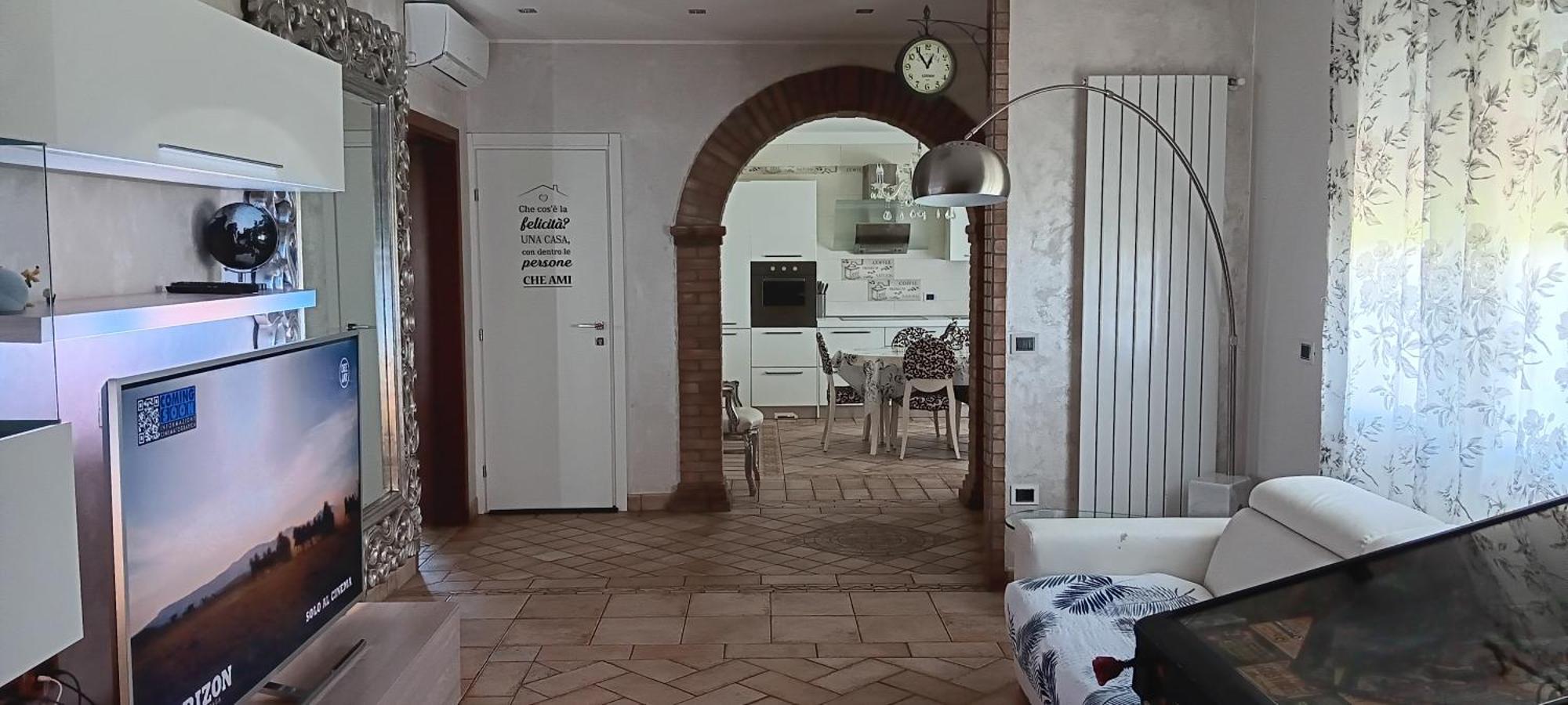 La Famiglia Appartamento Ca Bianca Luaran gambar